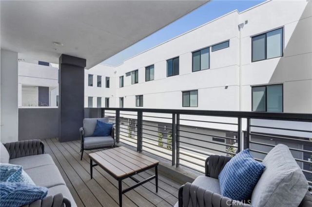16289 Dawn 209, Tustin, CA 92782