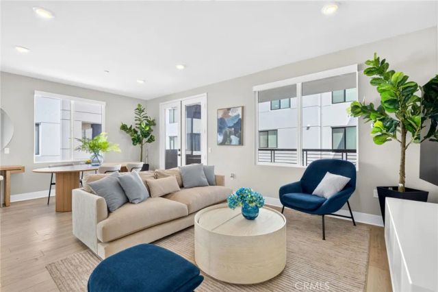 16289 Dawn 209, Tustin, CA 92782
