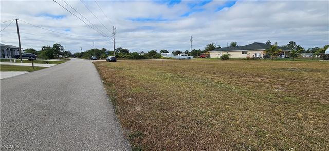 Corner Lot, Lehigh Acres, FL 33974