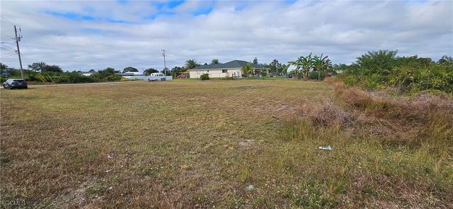 Corner Lot, Lehigh Acres, FL 33974