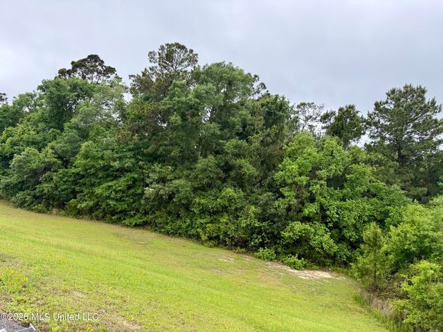 11315 Shorecrest Road, Biloxi, MS 39532