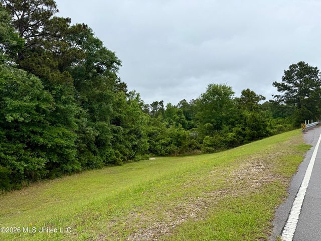 11315 Shorecrest Road, Biloxi, MS 39532