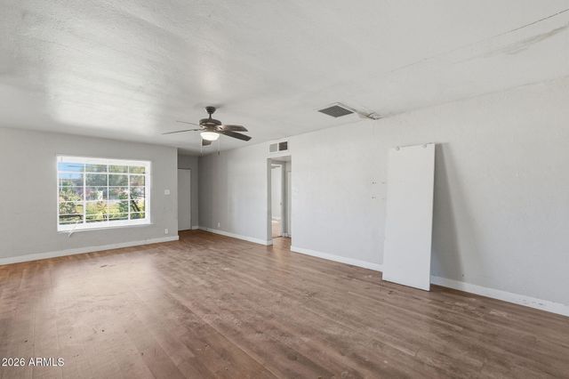 2041 W GEORGIA Avenue, Phoenix, AZ 85015