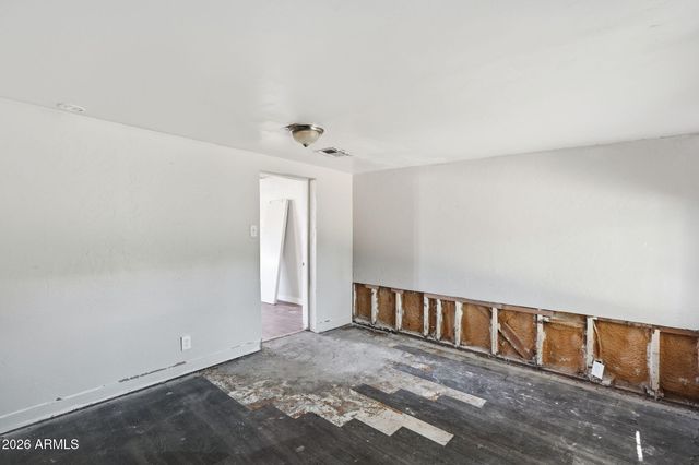 2041 W GEORGIA Avenue, Phoenix, AZ 85015