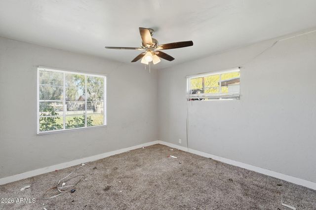 2041 W GEORGIA Avenue, Phoenix, AZ 85015