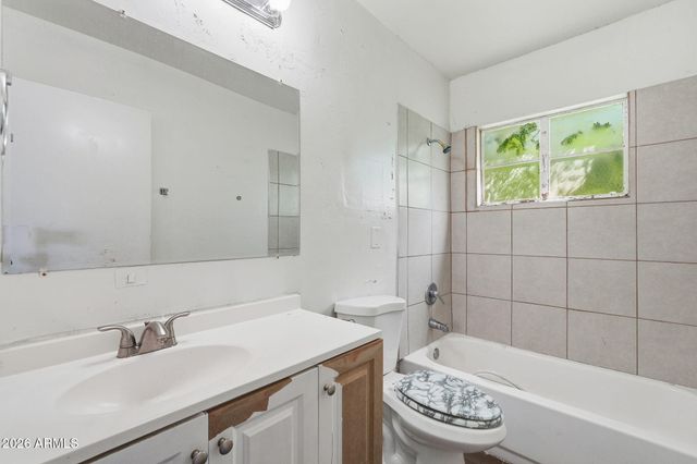 2041 W GEORGIA Avenue, Phoenix, AZ 85015