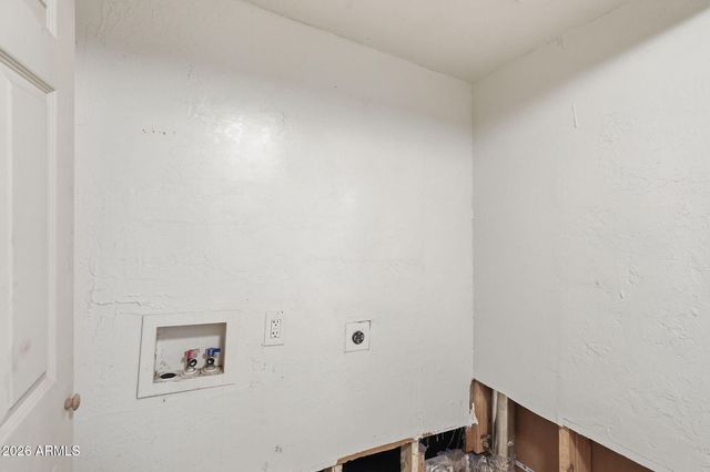 2041 W GEORGIA Avenue, Phoenix, AZ 85015