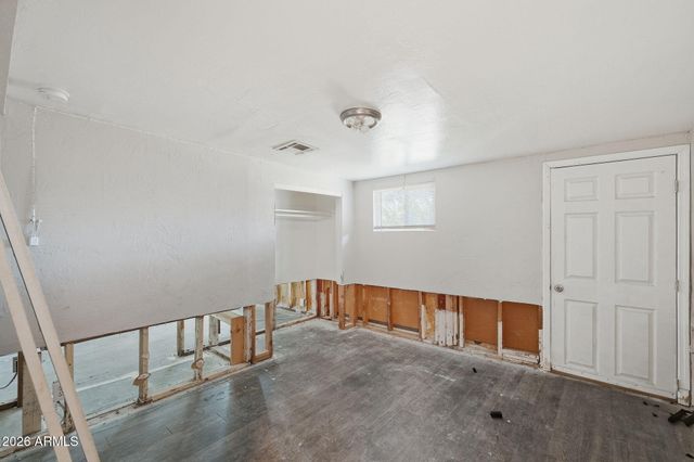 2041 W GEORGIA Avenue, Phoenix, AZ 85015