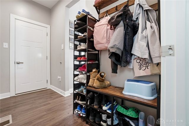 9187 Lakeside Street, Tipp City, OH 45371