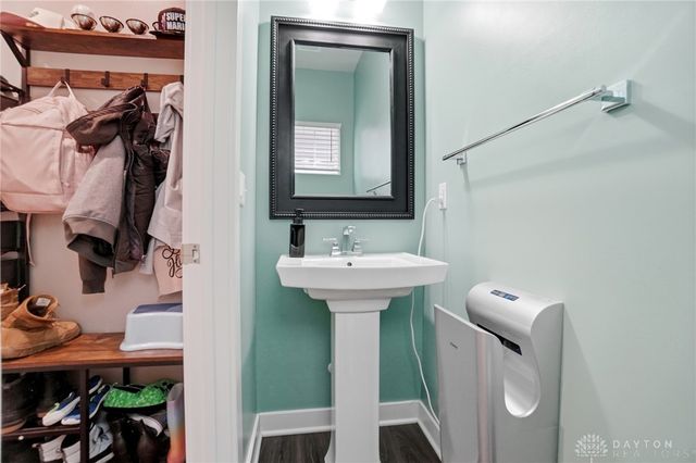 9187 Lakeside Street, Tipp City, OH 45371