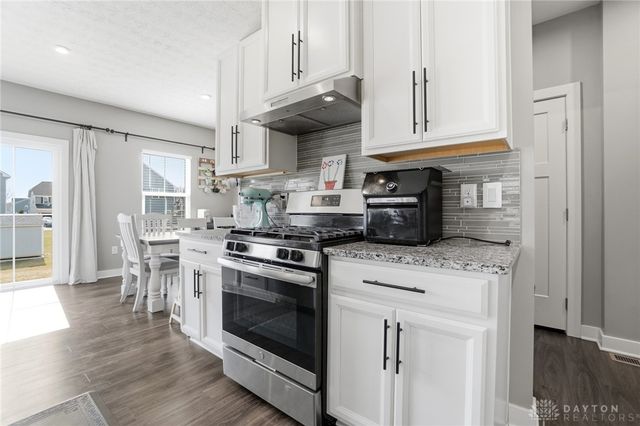 9187 Lakeside Street, Tipp City, OH 45371