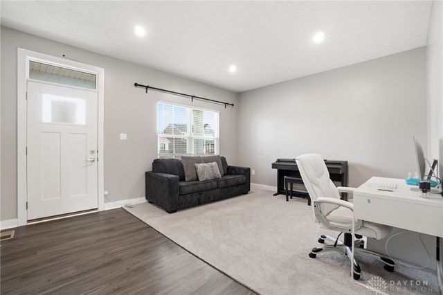 9187 Lakeside Street, Tipp City, OH 45371