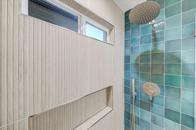 1719 Meander DR, Austin, TX 78721