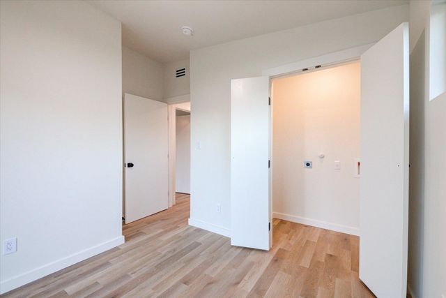 1719 Meander DR, Austin, TX 78721