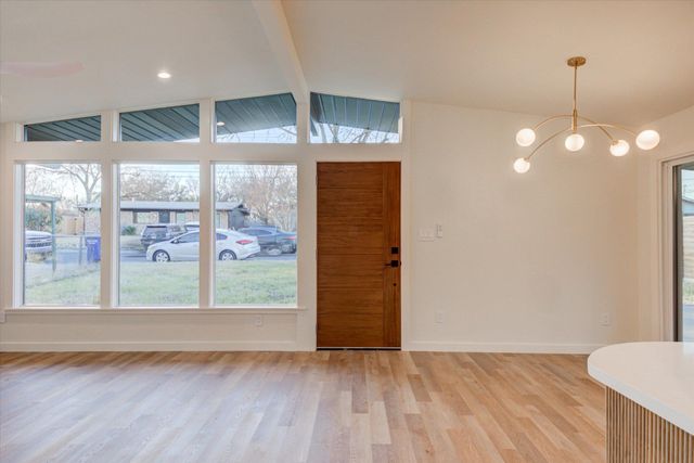 1719 Meander DR, Austin, TX 78721