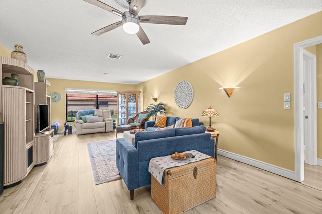 9885 Clusia Tree Drive A, Boynton Beach, FL 33436