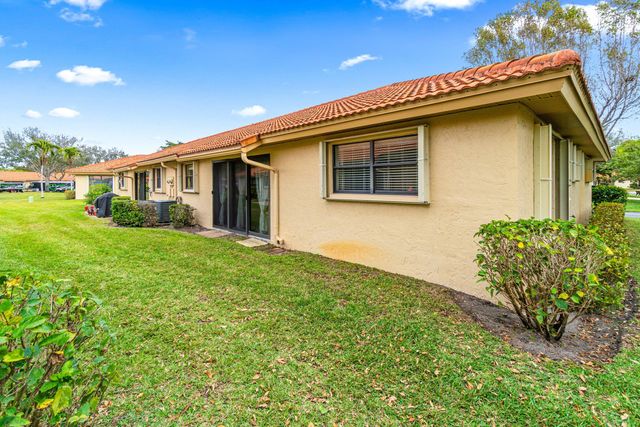 9885 Clusia Tree Drive A, Boynton Beach, FL 33436