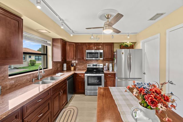 9885 Clusia Tree Drive A, Boynton Beach, FL 33436