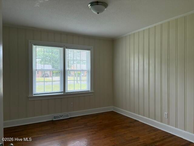 2409 Hardee Road, Kinston, NC 28504