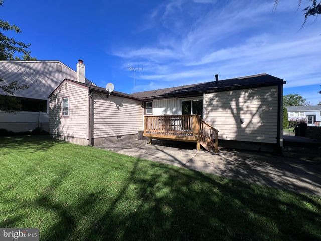 518 CARVER CT, Lawnside, NJ 08045