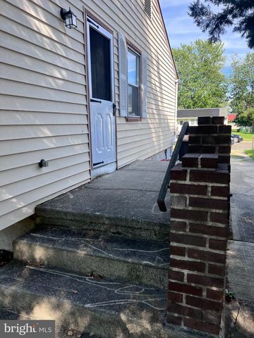 518 CARVER CT, Lawnside, NJ 08045