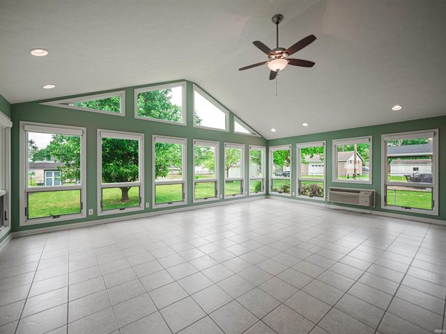 904 Sheffield Drive, Evansville, IN 47710