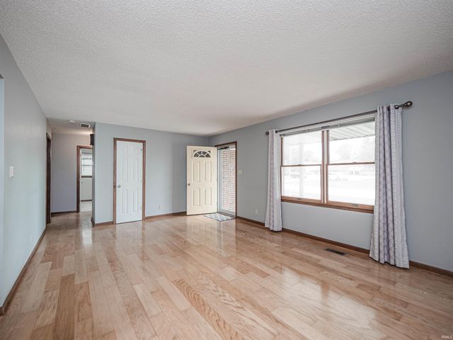 904 Sheffield Drive, Evansville, IN 47710