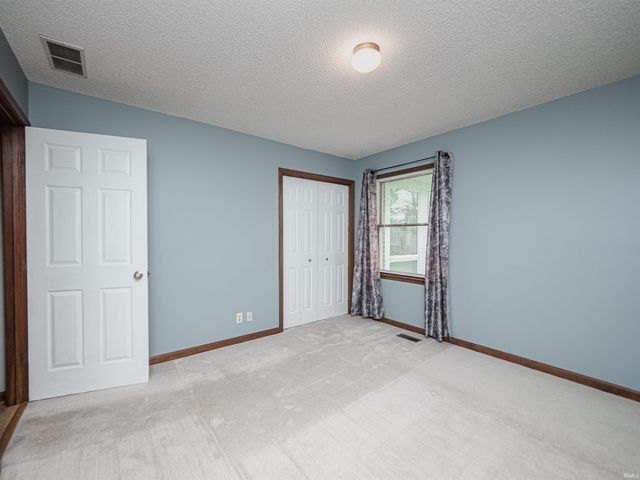 904 Sheffield Drive, Evansville, IN 47710