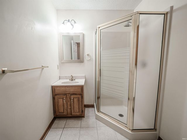 904 Sheffield Drive, Evansville, IN 47710