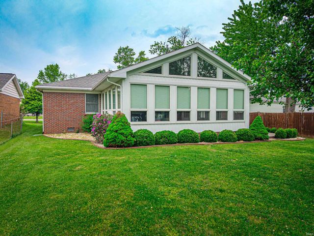 904 Sheffield Drive, Evansville, IN 47710