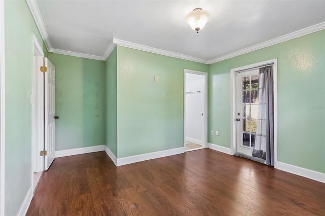 321 E 11TH AVENUE, Mount Dora, FL 32757