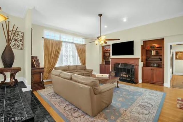 2297 Ashford Drive, Winston-salem, NC 27103