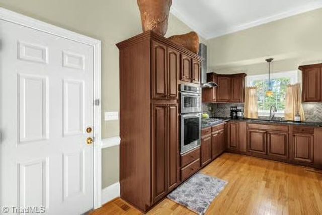 2297 Ashford Drive, Winston-salem, NC 27103