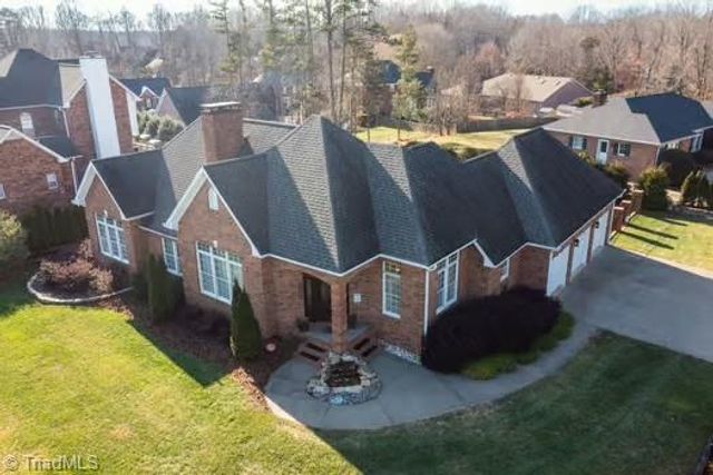 2297 Ashford Drive, Winston-salem, NC 27103