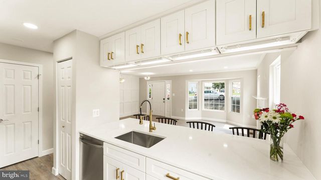 12168 SPRINGWOODS DR, Woodbridge, VA 22192