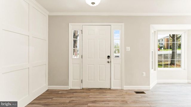 12168 SPRINGWOODS DR, Woodbridge, VA 22192