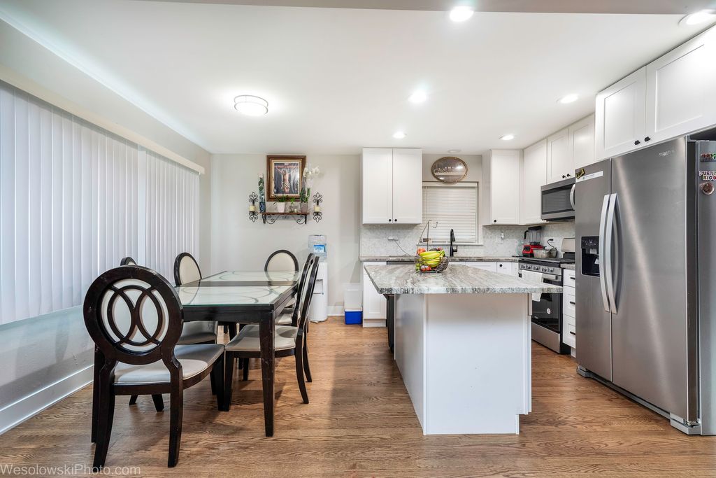 8433 Central Avenue, Burbank, IL 60459 — photo 5