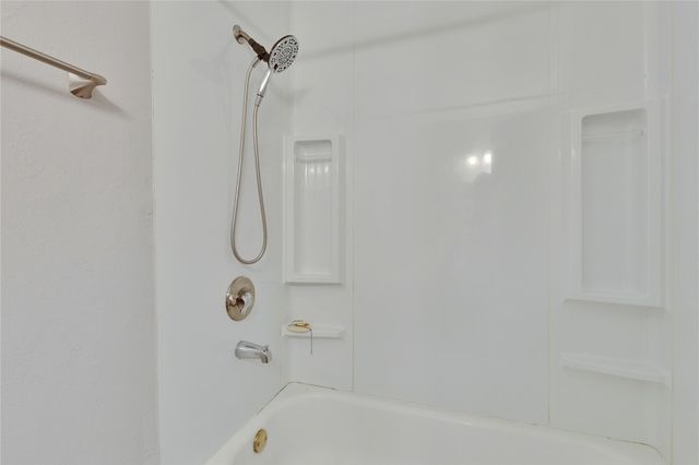 2705 Northeast DR A, Austin, TX 78723