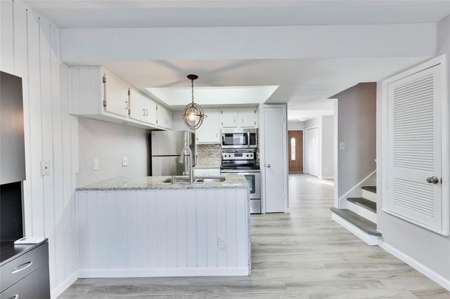 2705 Northeast DR A, Austin, TX 78723