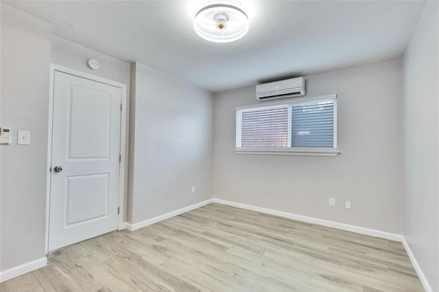 2705 Northeast DR A, Austin, TX 78723