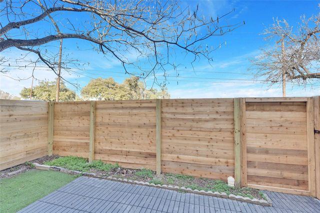 2705 Northeast DR A, Austin, TX 78723