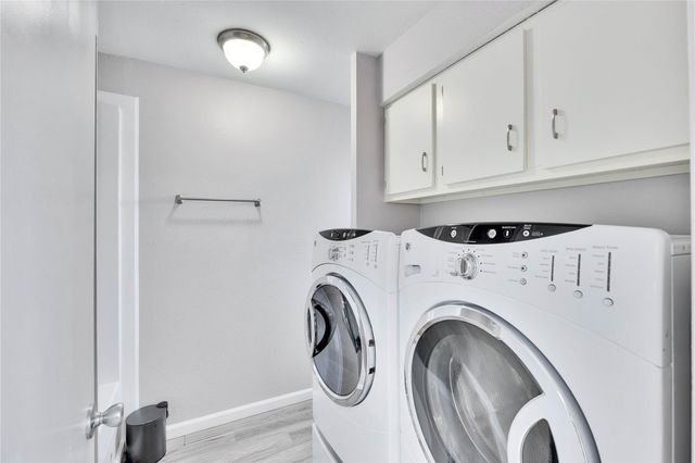 2705 Northeast DR A, Austin, TX 78723