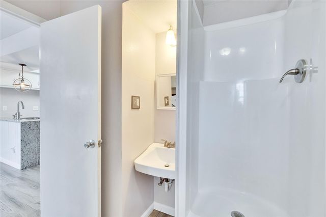 2705 Northeast DR A, Austin, TX 78723