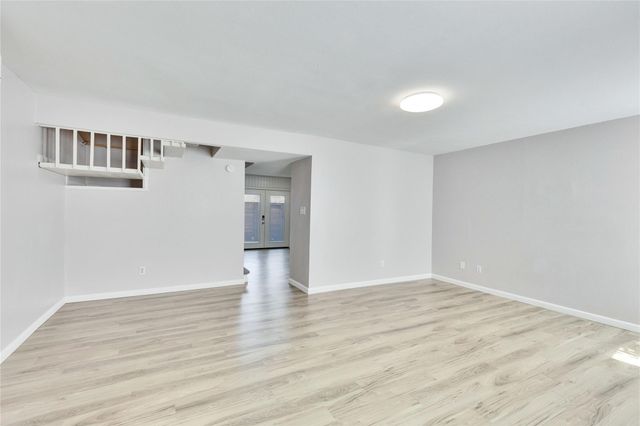 2705 Northeast DR A, Austin, TX 78723