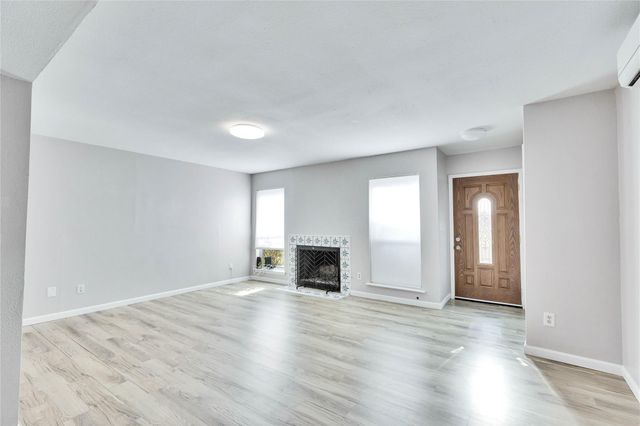 2705 Northeast DR A, Austin, TX 78723