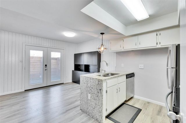 2705 Northeast DR A, Austin, TX 78723