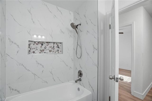 2021 Candlelight DR, Chesapeake, VA 23325