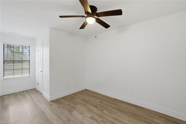 2021 Candlelight DR, Chesapeake, VA 23325