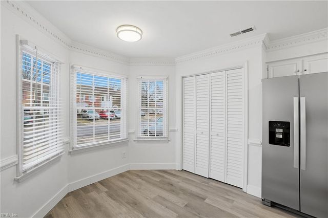 2021 Candlelight DR, Chesapeake, VA 23325