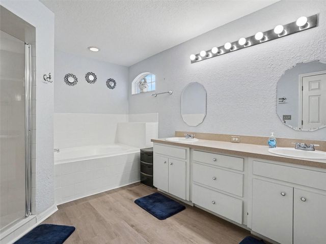 8010 ASHLEY POINTE DRIVE, Lakeland, FL 33810